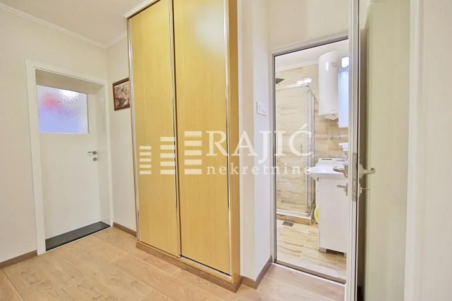 Prodaja, dvosoban stan, 60m², Stari Grad, Beograd