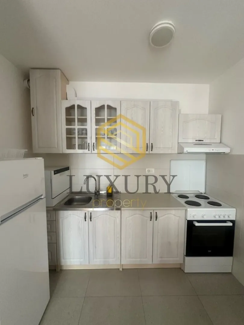 Izdavanje, jednosoban stan, 41m², Pobrežje, Podgorica