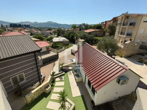 Sale, house, 220m², Bar, Crna Gora - image 24