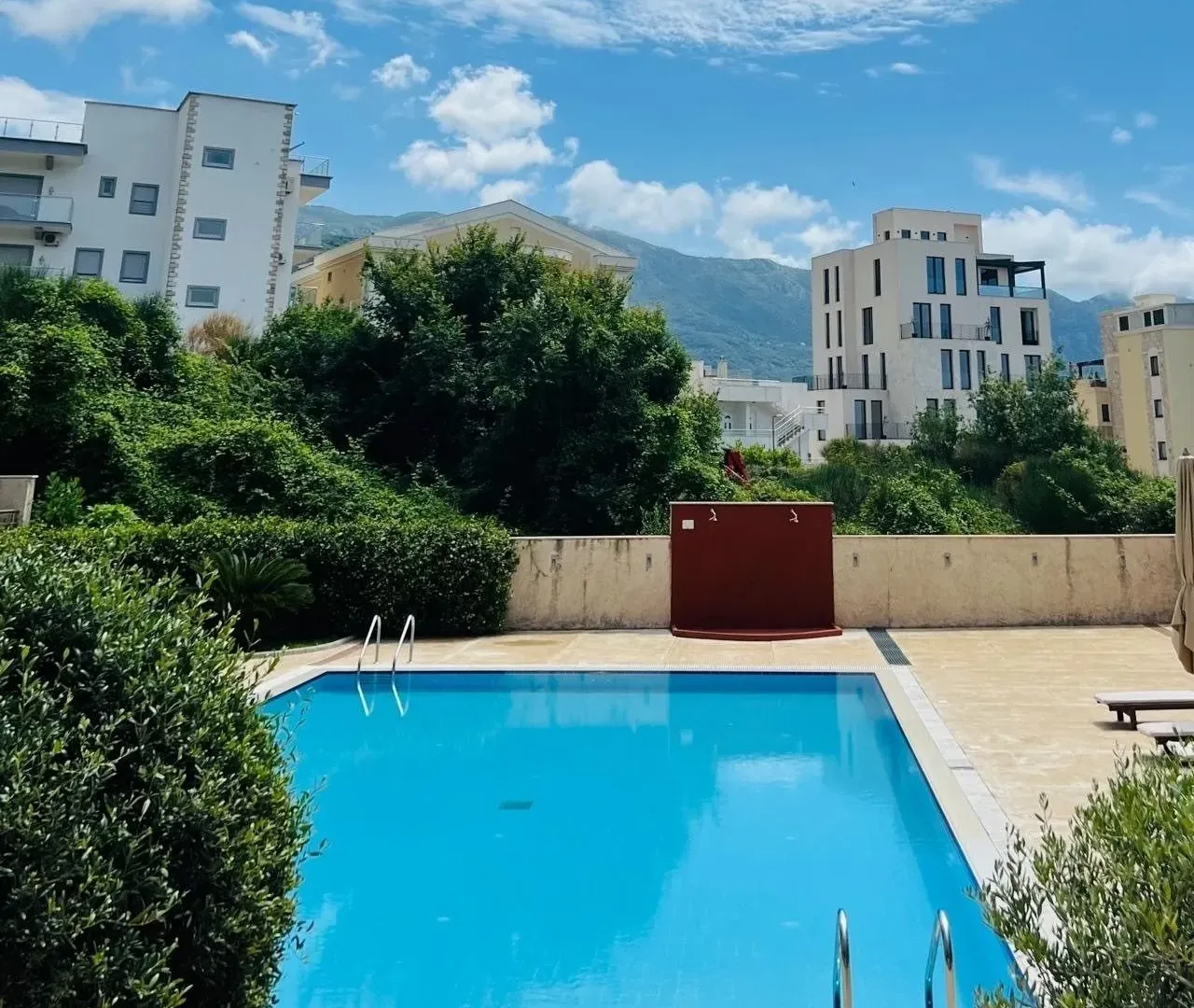 Sale, apartment, 136m², Kamenovo, Budva