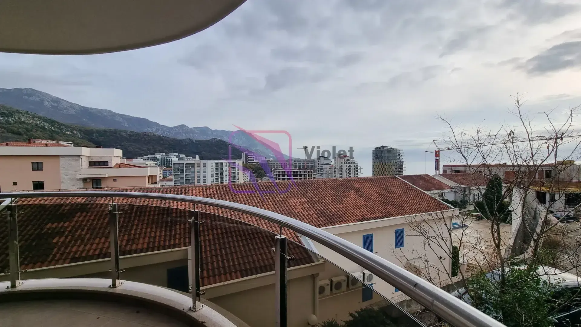 Prodaja, dvosoban stan, 107m², Bečići, Budva