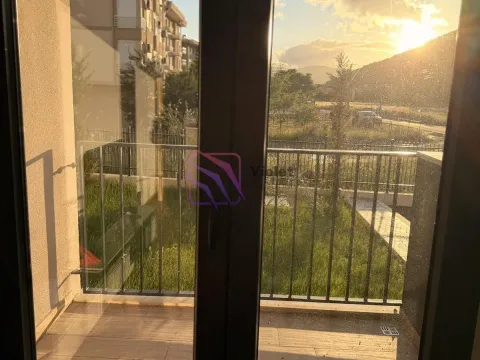 Rent, one bedroom apartment, 61m², Tološi, Podgorica - image 28