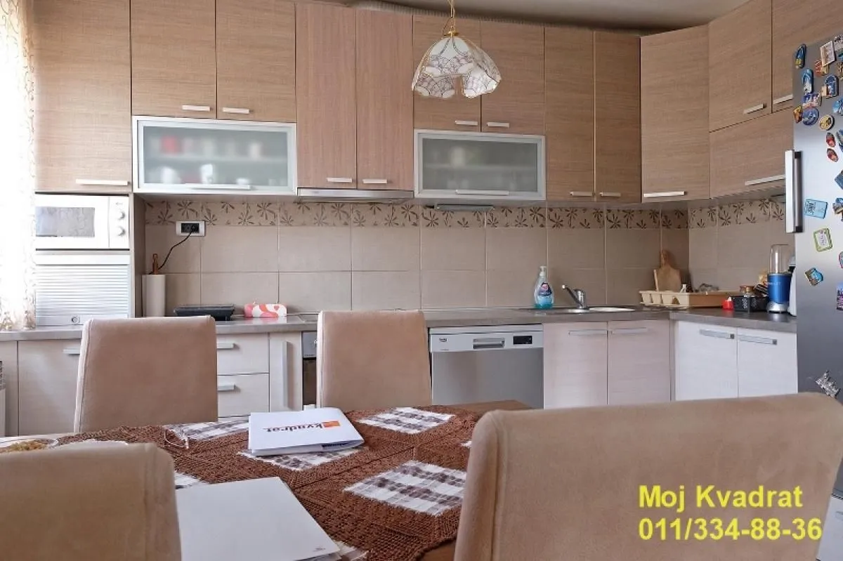 Sale, apartment, 136m², Karaburma, Palilula Sve Podlokacije