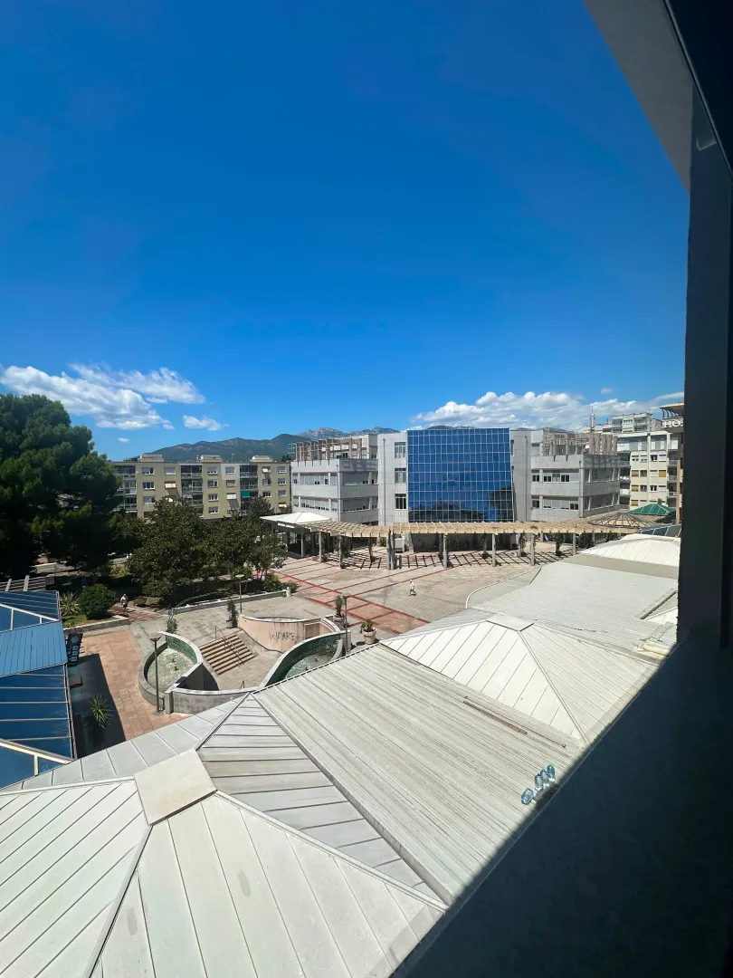 Rent, two bedroom apartment, 86m², Centar, Tivat