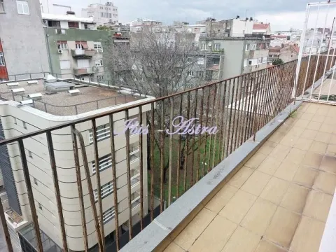 Rent, three bedroom apartment, 75m², Vračar Sve Podlokacije, Beograd - image 18