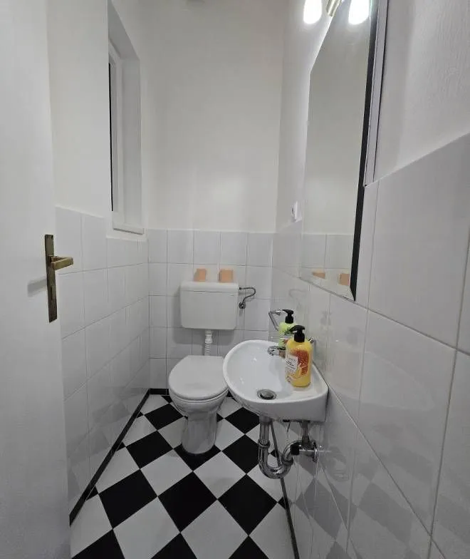 Rent, four bedroom apartment, 136m², Stari Grad, Beograd