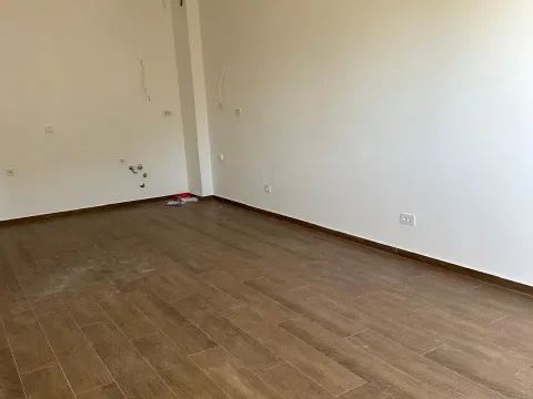 Sale, one bedroom apartment, 46m², Lazi, Budva - image 8