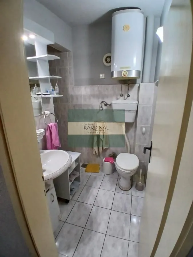 Izdavanje, jednosoban stan, 26m², Strelište, Jagodina