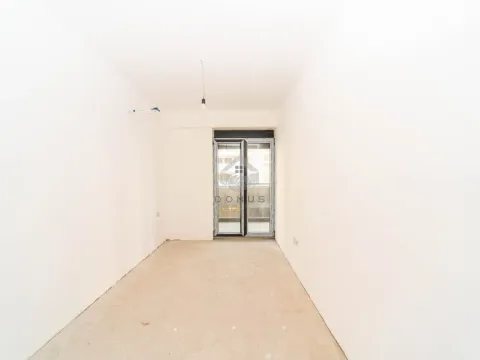 Prodaja, dvosoban stan, 64m², Stari Aerodrom, Podgorica - image 3