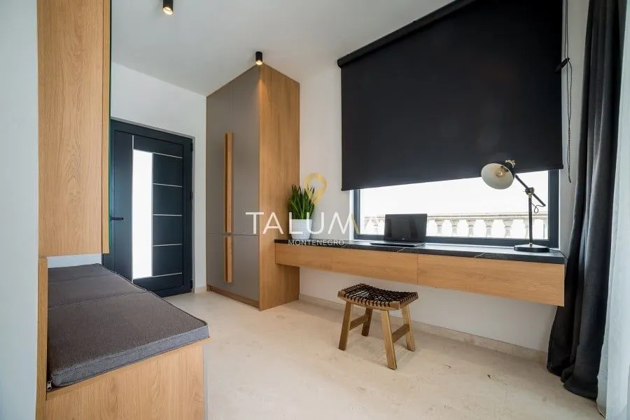 Sale, house, 160m², Ivanovići, Budva