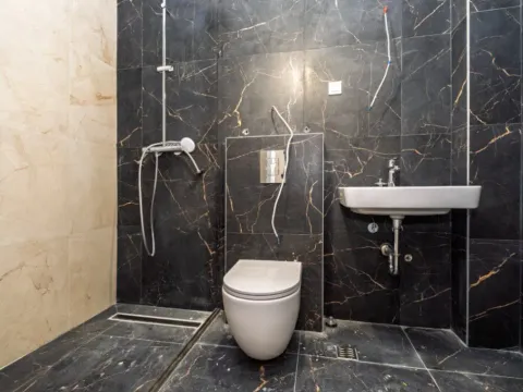 Izdavanje, stan, 129m², Tološka šuma, Podgorica - image 11