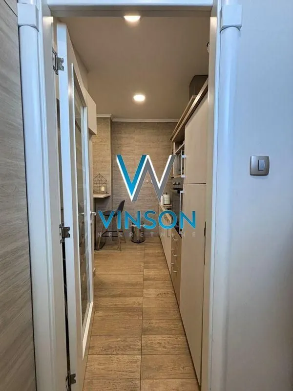 Izdavanje, jednosoban stan, 37m², Centar, Novi Sad