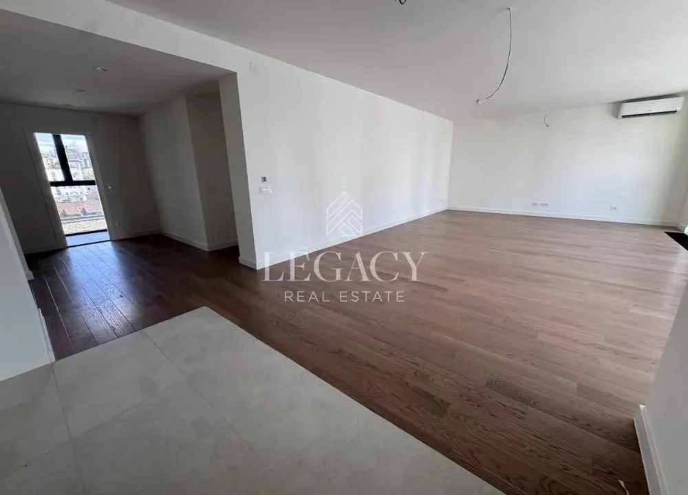 Prodaja, stan, 211m², Savski Venac, Beograd