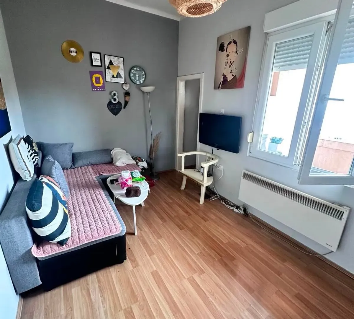 Prodaja, trosoban stan, 64m², Centar, Podgorica