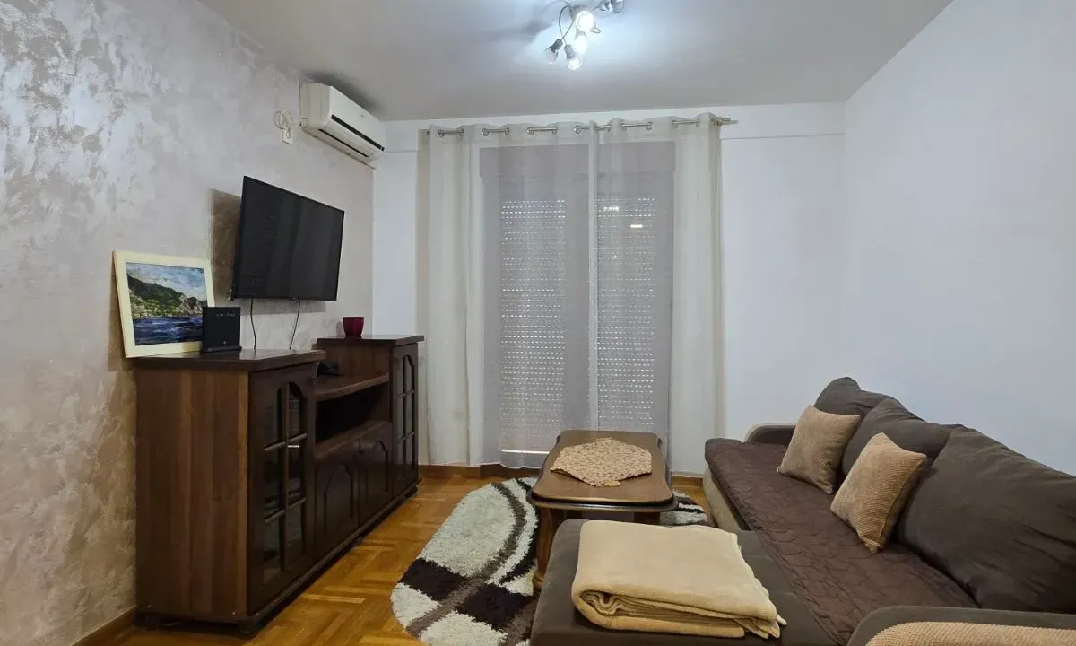 Rent, one bedroom apartment, 42m², Stari Aerodrom, Podgorica