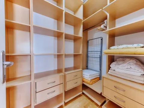 Sale, three bedroom apartment, 139m², Sveti Stefan, Budva - image 27