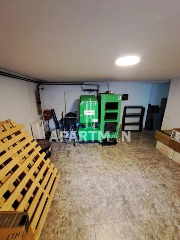 Sale, house, 140m², Voždovac Sve Podlokacije, Beograd