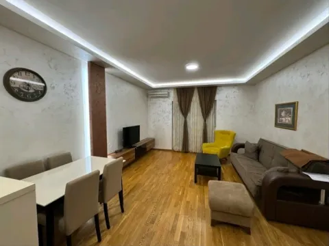 Izdavanje, jednosoban stan, 48m², City Kvart, Podgorica - image 8