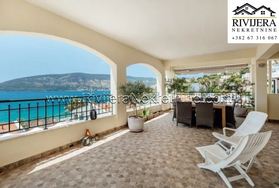 Prodaja, trosoban stan, 190m², Savina, Herceg Novi