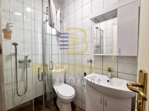 Izdavanje, dvosoban stan, 47m², Stari Grad, Beograd - image 7