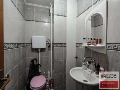 Prodaja, trosoban stan, 81m², Grbavica, Novi Sad Sve Podlokacije - image 8