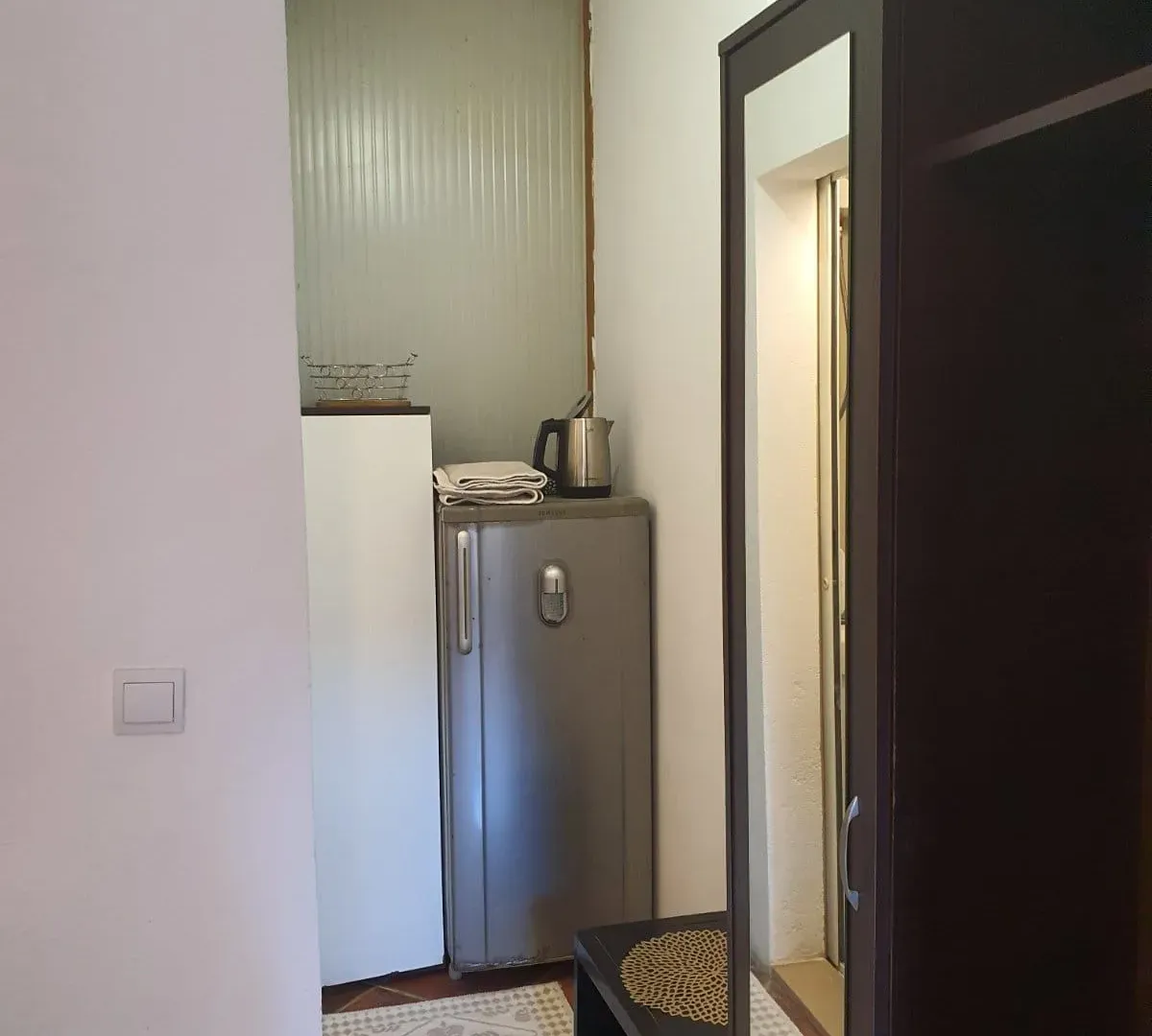 Izdavanje, stan, 17m², Budva, Crna Gora