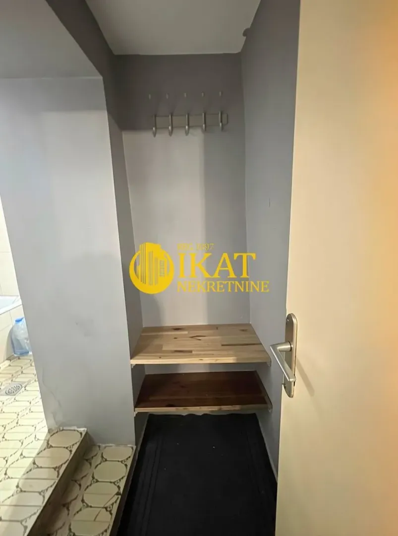 Prodaja, jednosoban stan, 31m², Severni Bulevar, Zvezdara Sve Podlokacije