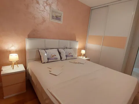 Rent, one bedroom apartment, 49m², Central Point, Podgorica - image 7