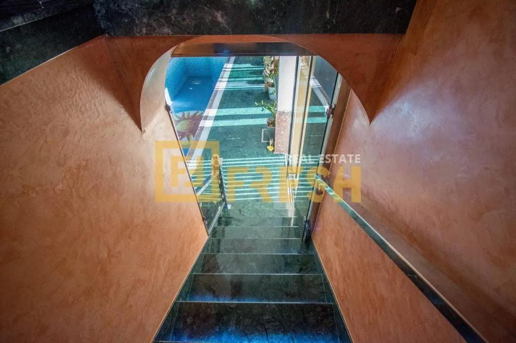 Sale, house, 550m², Budva, Crna Gora