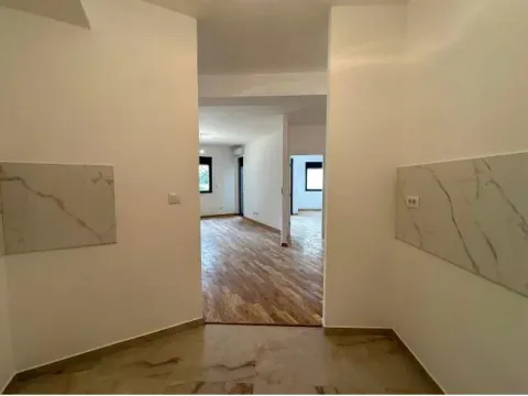 Prodaja, jednosoban stan, 57m², Zagorič, Podgorica - image 6