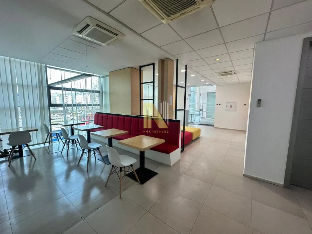 Rent, office space, 530m², Telep, Novi Sad Sve Podlokacije