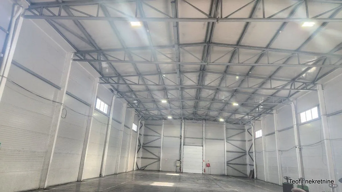 Izdavanje, poslovni prostor, 5000m², Dobanovci, Surčin