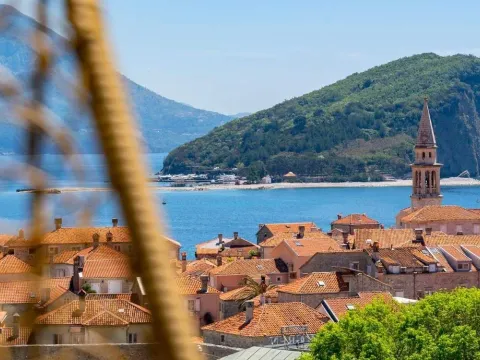 Sale, one bedroom apartment, 73m², Budva, Crna Gora - image 18