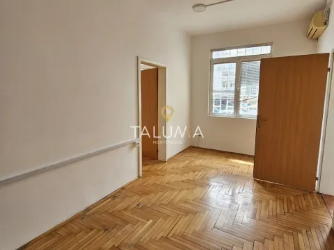 Sale, office space, 143m², Centar, Podgorica - image 1