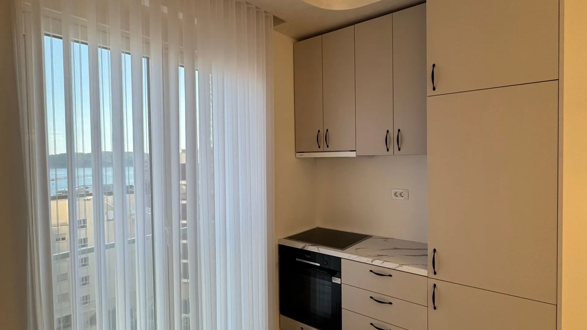 Sale, two bedroom apartment, 74m², Bečići, Budva