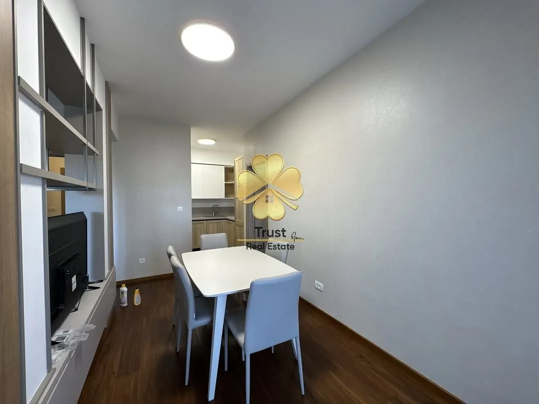Rent, four bedroom apartment, 130m², Master Kvart, Podgorica