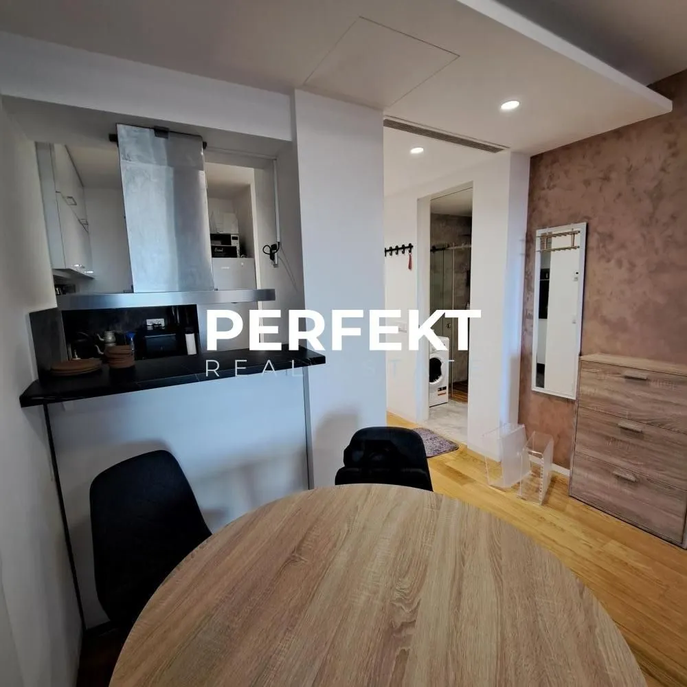 Rent, two bedroom apartment, 45m², Novi Beograd Sve Podlokacije, Beograd