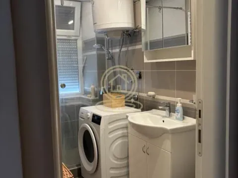 Izdavanje, jednosoban stan, 33m², Stari Grad, Beograd - image 12