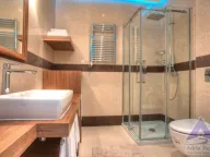 Prodaja, dvosoban stan, 95m², Centar, Budva - image 18