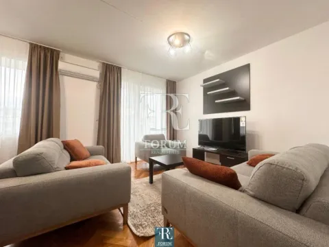 Izdavanje, dvosoban stan, 70m², Preko Morače, Podgorica - image 2