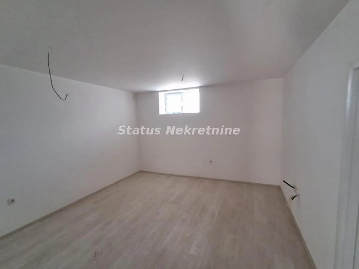 Prodaja, dvosoban stan, 43m², Futog, Novi Sad Sve Podlokacije