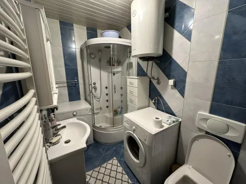 Izdavanje, jednosoban stan, 38m², Tuški Put, Podgorica - image 6