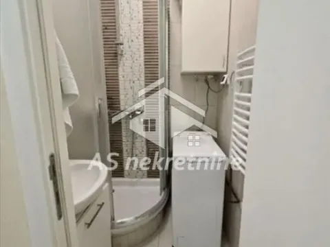 Rent, two bedroom apartment, 50m², Stari Grad, Beograd - image 14