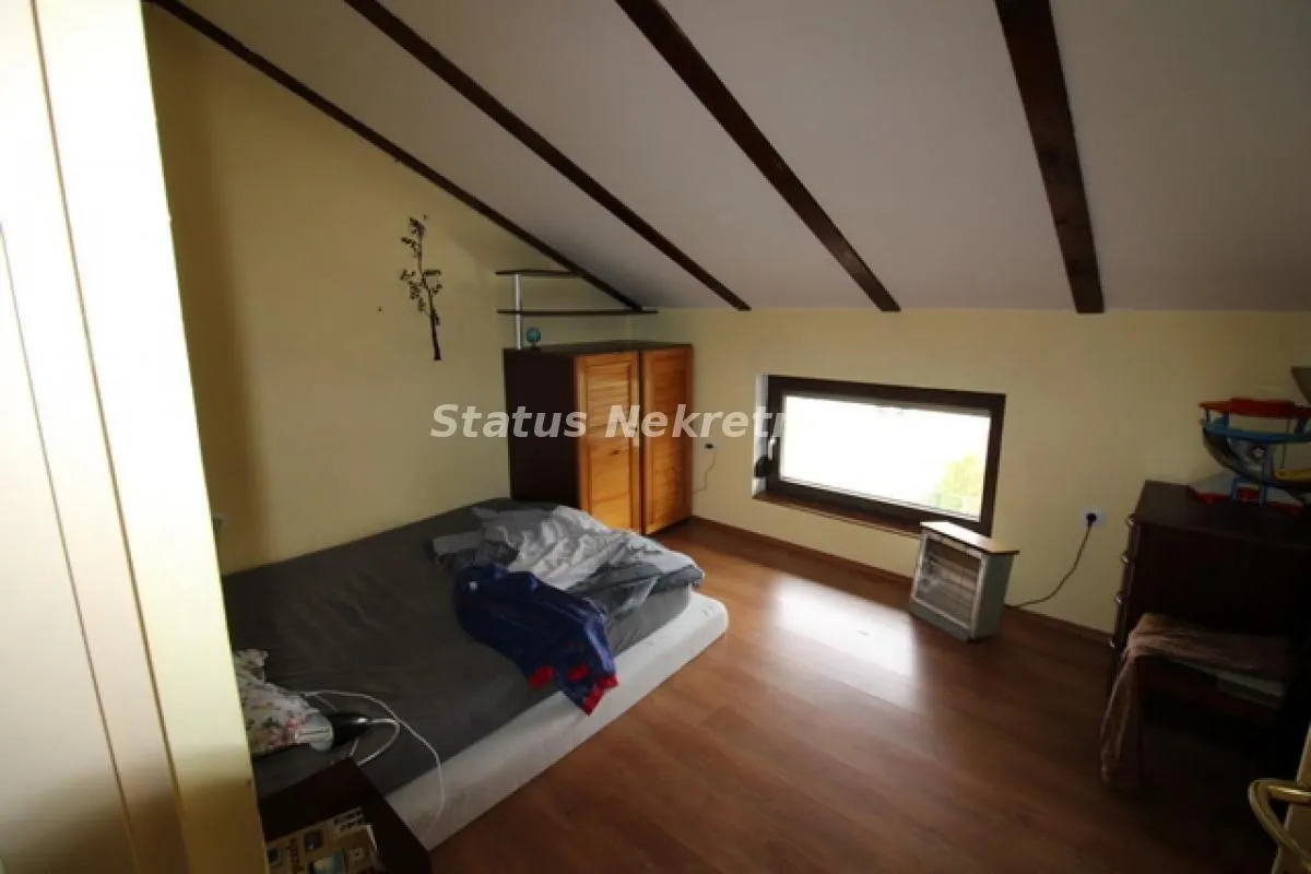 Prodaja, kuća, 230m², Adice, Novi Sad Sve Podlokacije