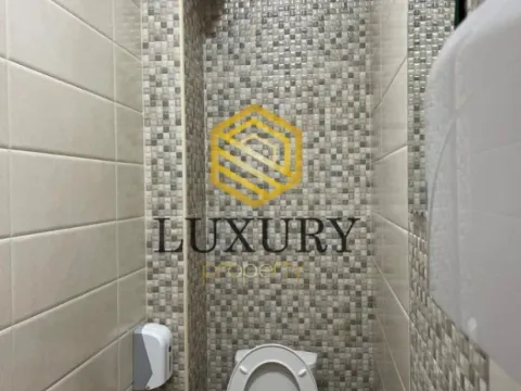 Izdavanje, poslovni prostor, 250m², Donja Gorica, Podgorica - image 4