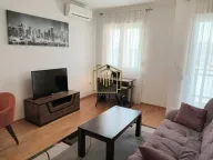 Izdavanje, jednosoban stan, 42m², City Kvart, Podgorica - image 1