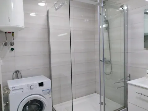 Prodaja, dvosoban stan, 78m², Šušanj, Bar - image 10