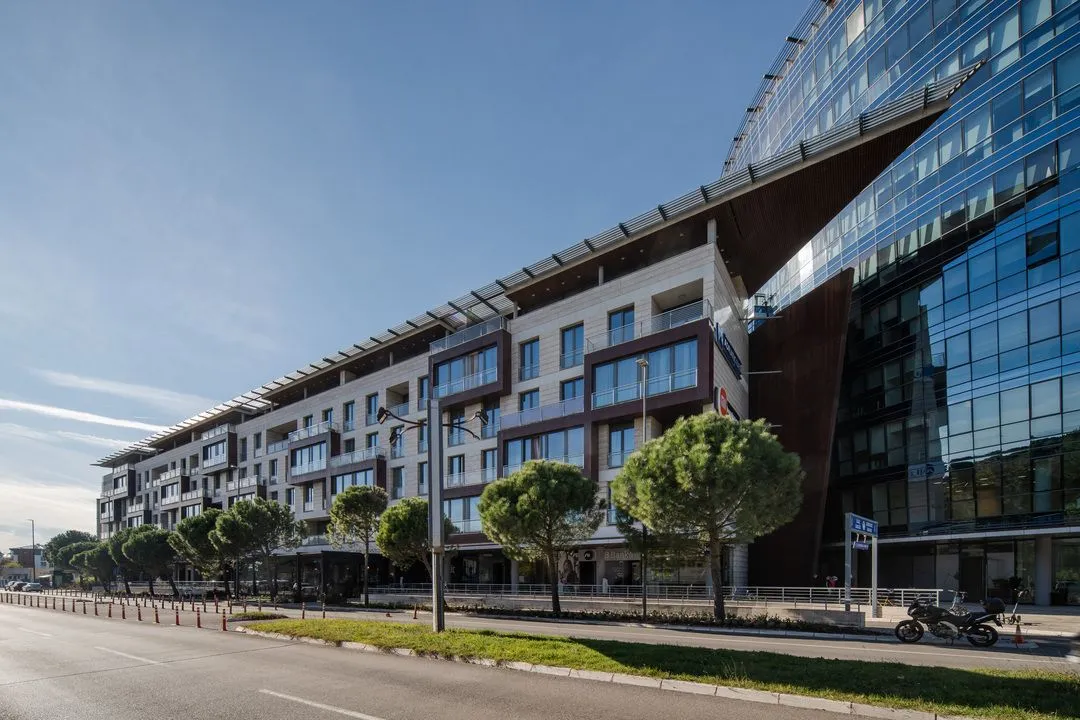Rent, three bedroom apartment, 204m², Kod Capital Plaze, Podgorica