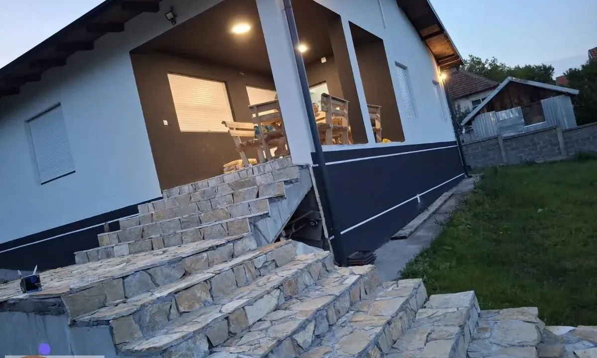 Prodaja, kuća, 122m², Arnajevo, Barajevo