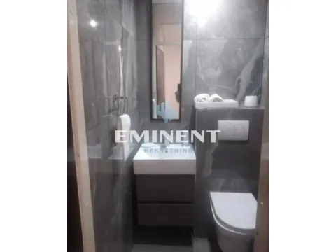 Rent, four bedroom apartment, 110m², Neimar, Vračar Sve Podlokacije - image 11